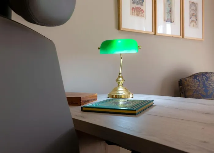 Le Boulevard Corfu (city)